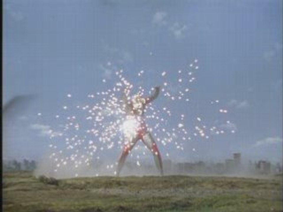 ULTRAMAN GAIA V2 THEME