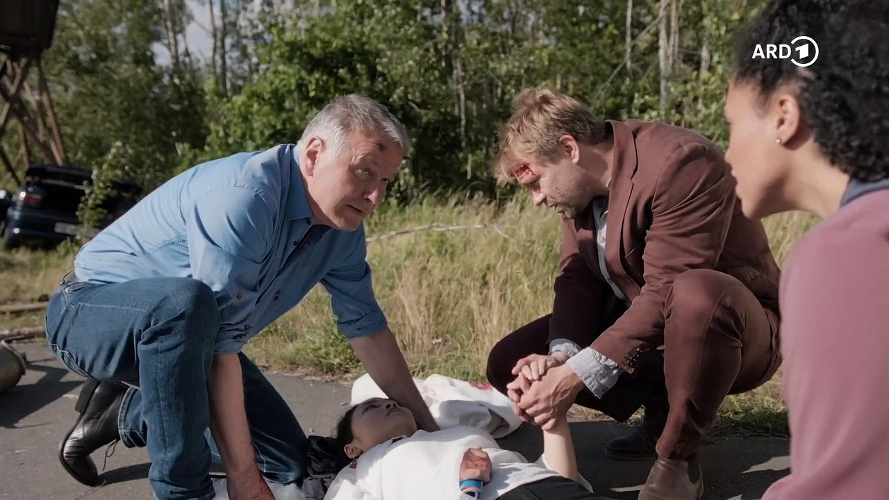 In aller Freundschaft: Auf Leben und Tod | Folge 1078