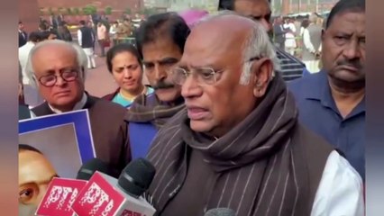 अमित शाह जी ने जिस तरह से बाबासाहेब का अपमान किया, इसलिए मैं उनके इस्तीफे की मांग करता हूं।: Mallikarjun Kharge