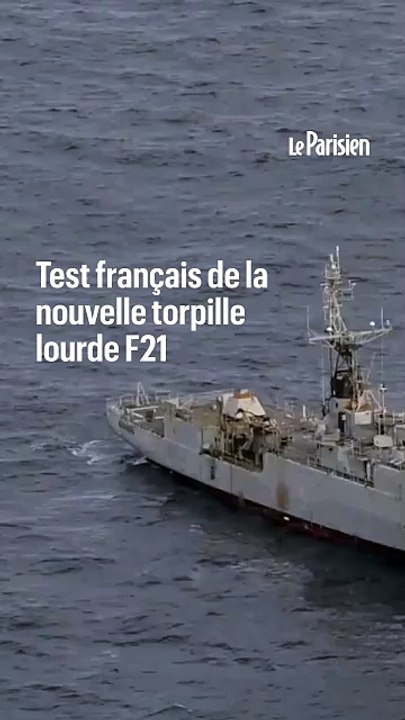 Un sous-marin français teste sa torpille lourde F21 sur un ancien patrouilleur