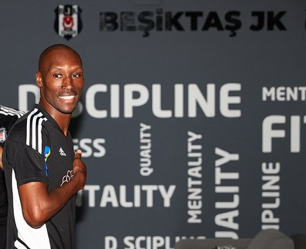 Beşiktaş, Atiba'nın Oğlu Noah'a Lisans Çıkardı
