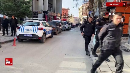 Aksaray'da sokak ortasında bıçaklı kavga