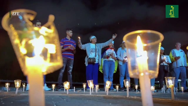 Familias venezolanas realizan vigilia por presos políticos fallecidos y exigen liberación de detenidos