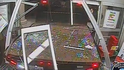 Ils attaquent un distributeur mais laissent l’argent sur place