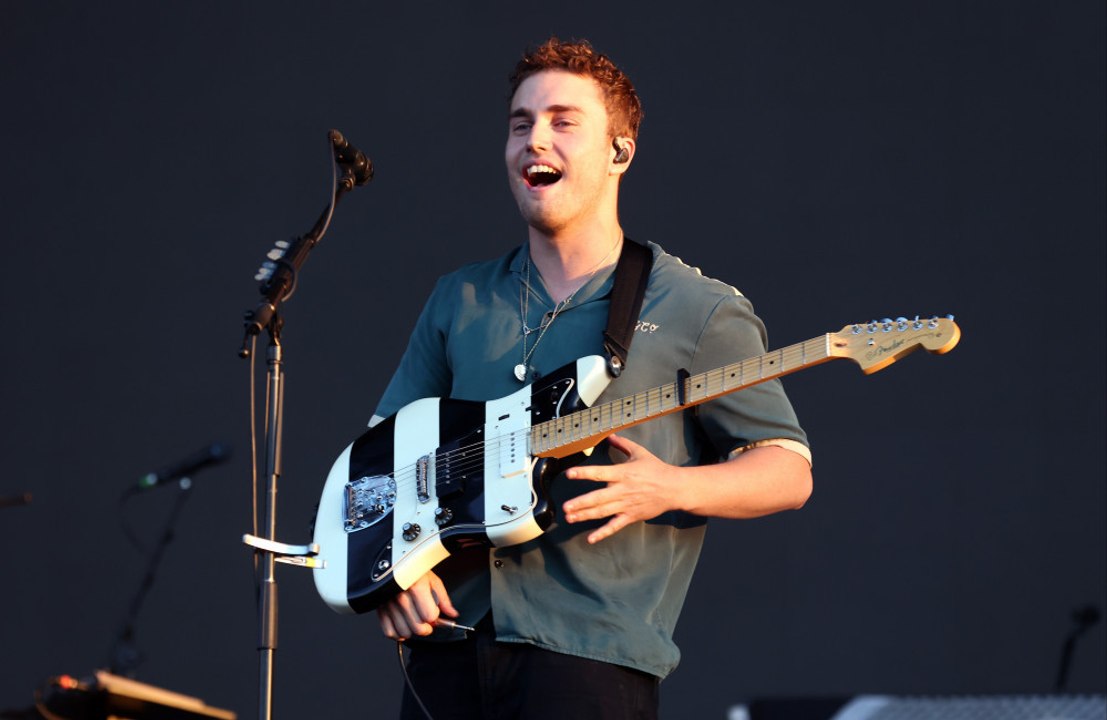 Sam Fender: Er hatte eine Stimmbandblutung!