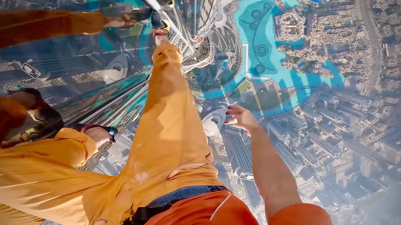 J'ai escaladé le plus haut gratte-ciel du monde: le Burj Khalifa