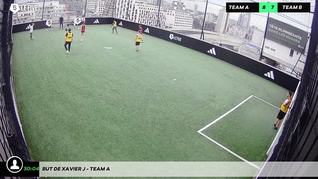 But de Xavier J - Team A