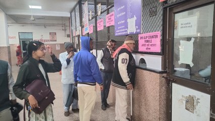 दिनभर चक्कर काटते रहे मरीज, नहीं कटी ओपीडी-आईपीडी पर्चियां