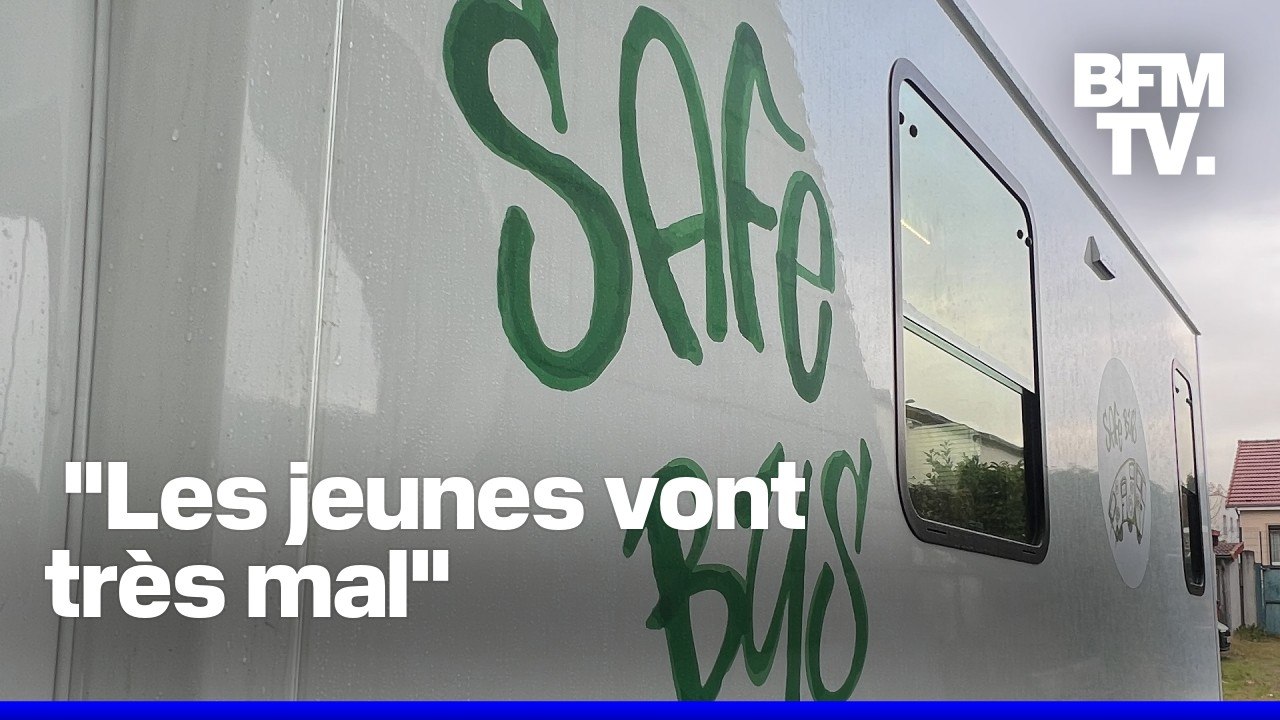 Le "Safe Bus", l'unité mobile qui sillonne les lycées pour parler de santé mentale aux jeunes