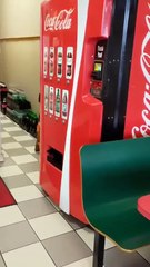 Experience the Magic Up Close! 🍕🍴