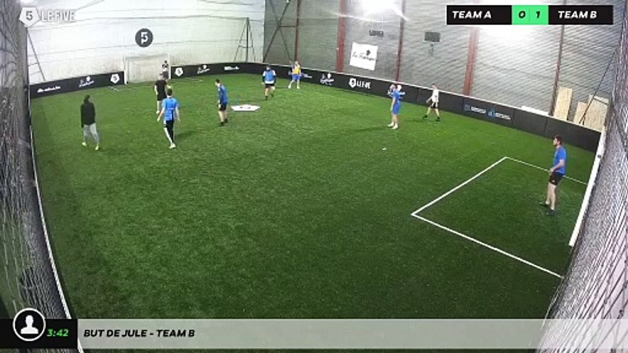 But de Jule - Team B