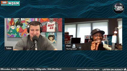 Tyreek Hill stirs up the internet with trolling tweet