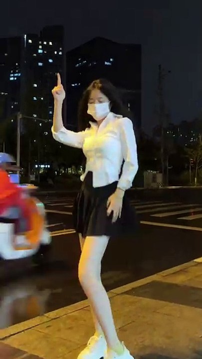 “别人怎么怼你 你就怎么怼回去 都是第一次做人 凭什么我受了委屈 还得假装大度啊”#我凭什么要大度舞蹈挑战