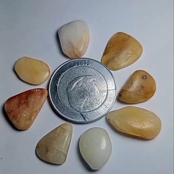 أحجار طبيعية ناعمة