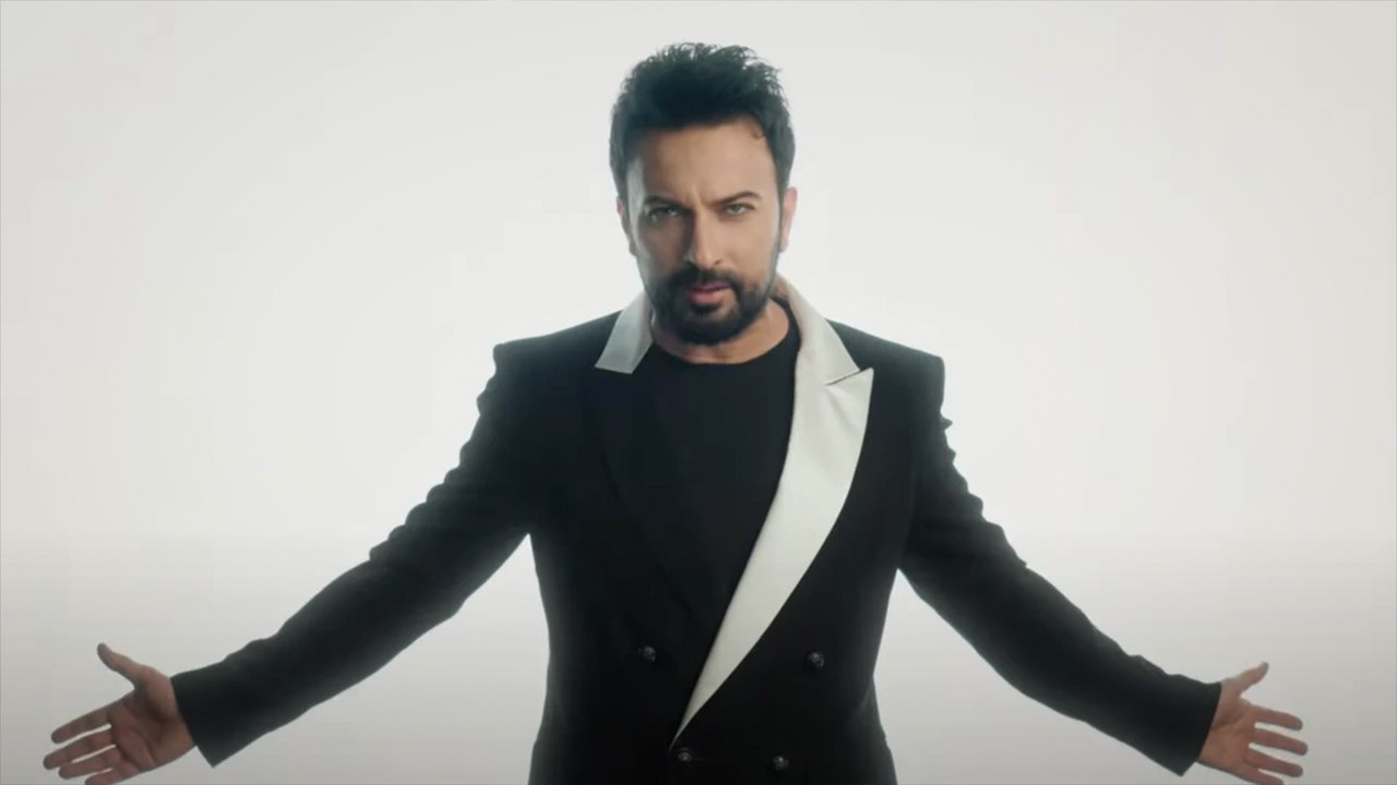 Tarkan’ın yeni albümünden ilk klibi ‘Şerbetli’ yayında