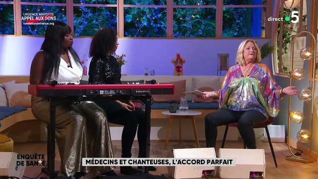 Marina Carrère d'Encausse s'agace contre Marianne James, dans Enquête de santé .