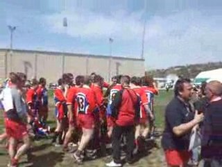 Victoire RCR 2ème série 27 Avril 2008 018