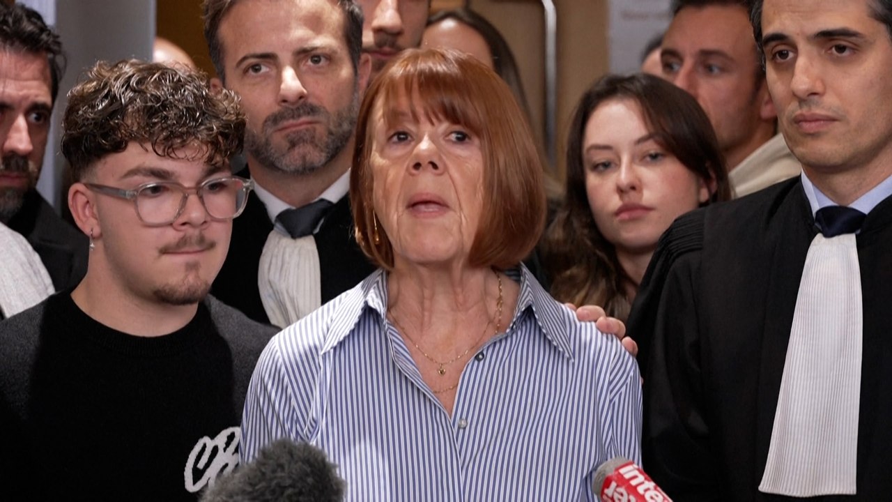 Viols de Mazan : Gisèle Pelicot applaudie et remerciée à la sortie du tribunal après le verdict
