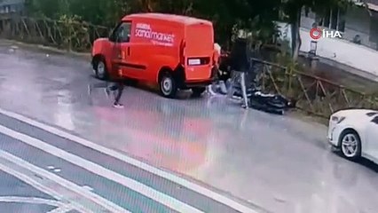 Antalya'da yürekler ağza geldi! Motosiklet sürücüsü havada böyle takla attı!