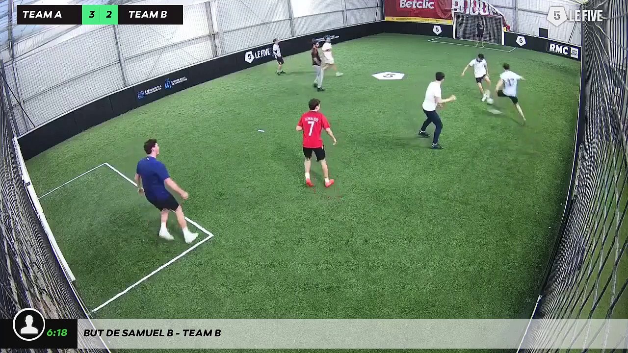 But de Samuel B - Team B