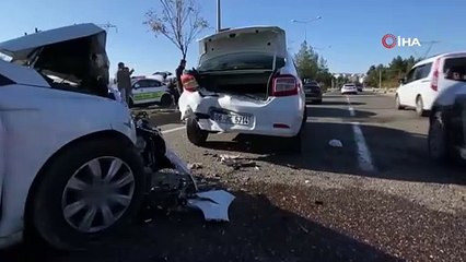 Diyarbakır’da zincirleme kaza! 5 kişi yaralandı
