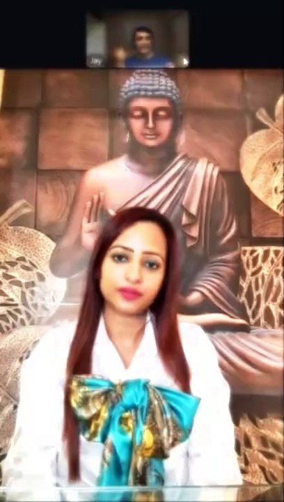 Cabin Crew Confessions and Astrological Predictions – Podcast Magic