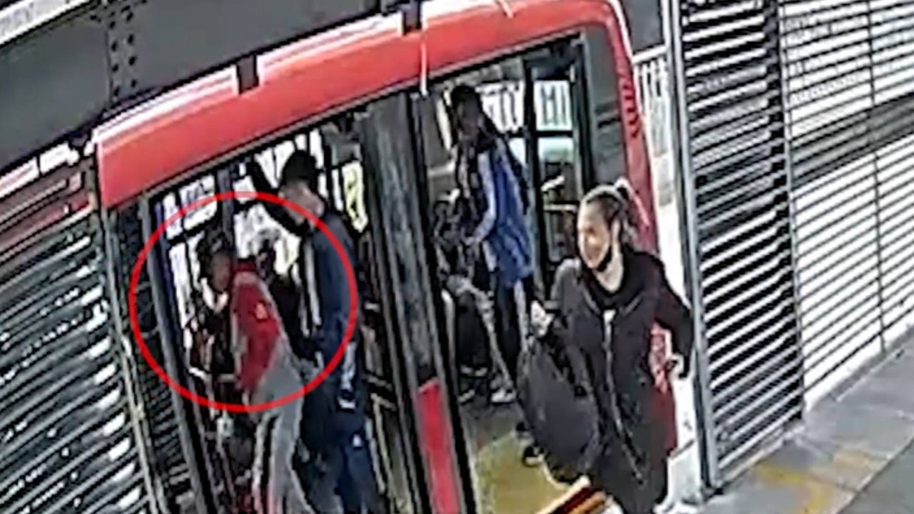 Video: persecución de película a ladrón de Transmilenio que usaba falsa tarjeta de identidad