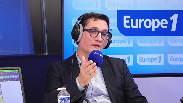 Cyril Hanouna - Nouveau gouvernement : « François Bayrou est perdu », constate Gauthier le Bret