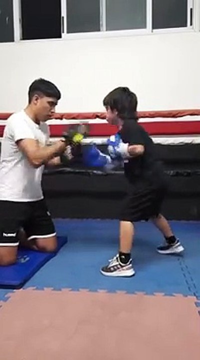 We are Manufacturer&Exporter/Supplier of Sportswear,Gymwear,Causal wear(Football,Basketball,Baseball,T-shirt Hoodie, Football Goal Keeper Gloves,T-shirts, all under wear Jackets,Tracksuit,Uniform And Other Items) www.annafiindustries.com