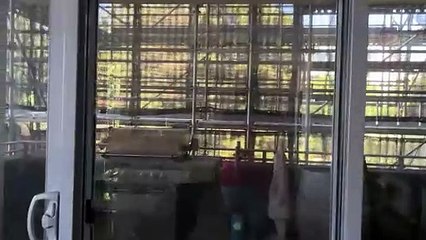 Helen Goddard Reveals the Mysterious Darkness of Her Apartment 🏢