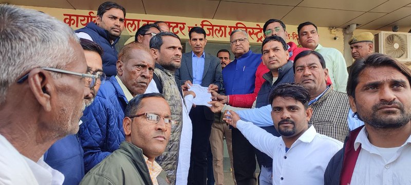 दलित संगठनों ने केंद्रीय गृह मंत्री अमित शाह के बयानों पर जताया रोष