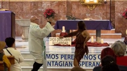 José Planas, el 'cura flamenco' que baila y taconea en sus misas