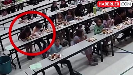 3. sınıf öğrencisi, boğazına üzüm kaçan arkadaşını Heimlich manevrası ile kurtardı