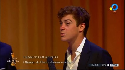 El troleo de Colapinto a la presentadora que le estaba dando un premio