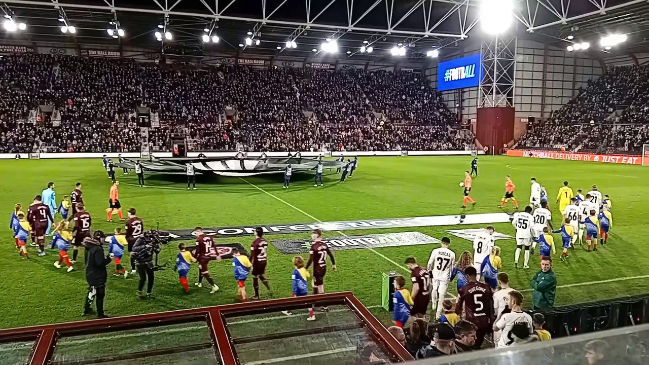 Hearts v Petrocub