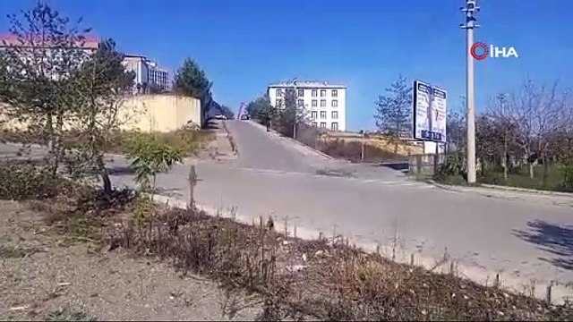 Faciadan kıl payı dönüldü! Freni boşalan minibüs ormana uçtu