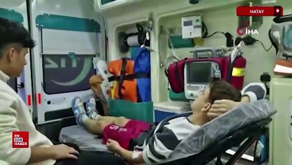 Hatay'da tekmelerin havada uçuştuğu maçta 4 futbolcu yaralandı