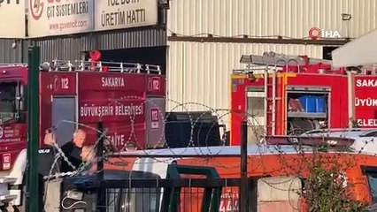 Sakarya'da çit üretim tesisinde büyük yangın!