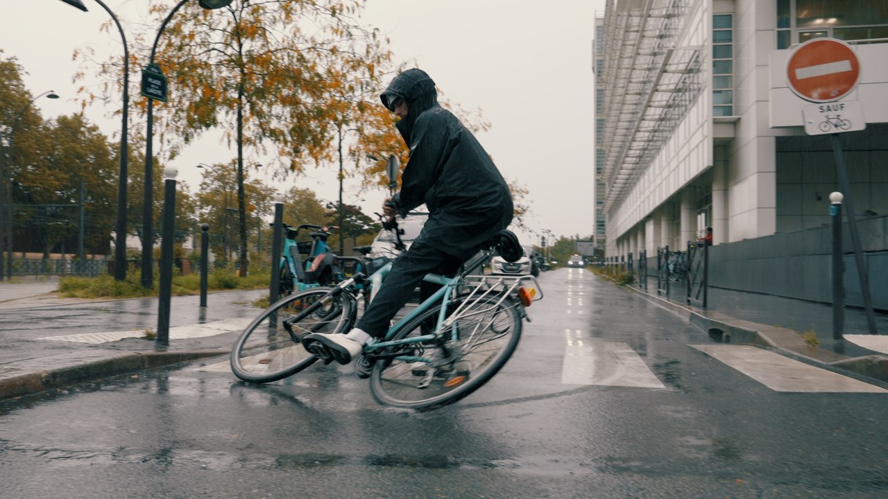 Peintures routières glissantes : « Sur les pistes cyclables, il n’y a aucune réglementation »