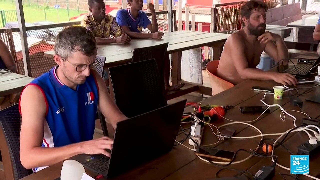 Solidaridad en Mayotte en medio del caos dejado por el cicló Chido