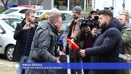 Revolta na Croácia após ataque em escola que matou menino de sete anos