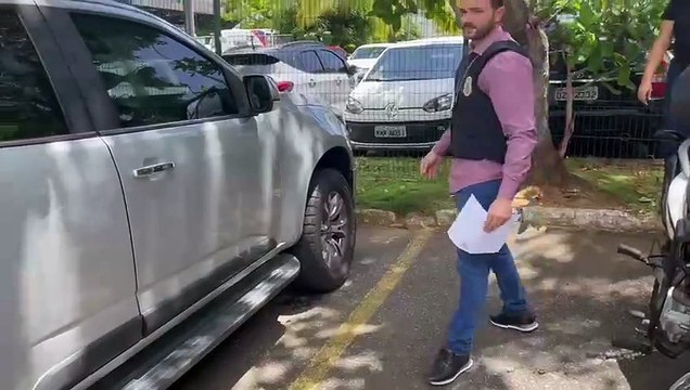 Perícia é feita no carro onde mãe e filha foram baleadas em Águas Claras