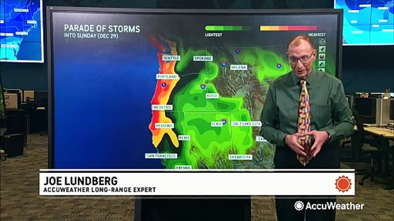 Look ahead: Wintry Christmas Eve for Northeast; Storms in West