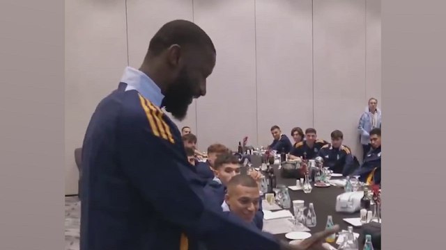 Mbappé's hilarious reaction as Rüdiger thanks teammates for being named in the team of the year