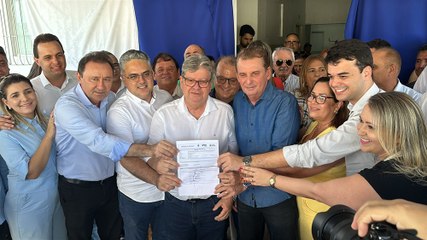 Em Cajazeiras, governador diz que dialoga com qualquer prefeito sem se preocupar com cor partidária