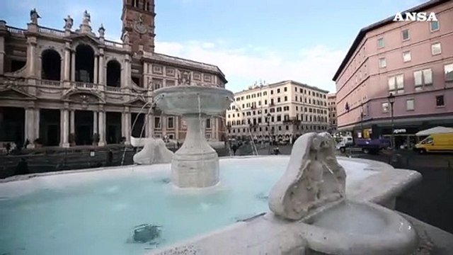 Giubileo, la fontana di Santa Maria Maggiore dopo il restauro