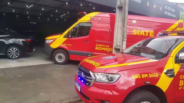 Homem encosta em fiação 220V, leva choque e precisa ser socorrido pelo Siate no Centro de Cascavel