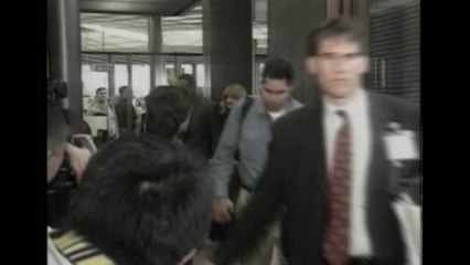 Cubs embrace Sosa as slugger acknowledges past 'mistakes'