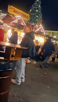 Allemagne : Une voiture a foncé, ce soir, à toute vitesse dans un marché de Noël faisant de nombreuses victimes