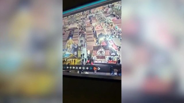 Un auto atropelló a una multitud en un mercado navideño de Alemania